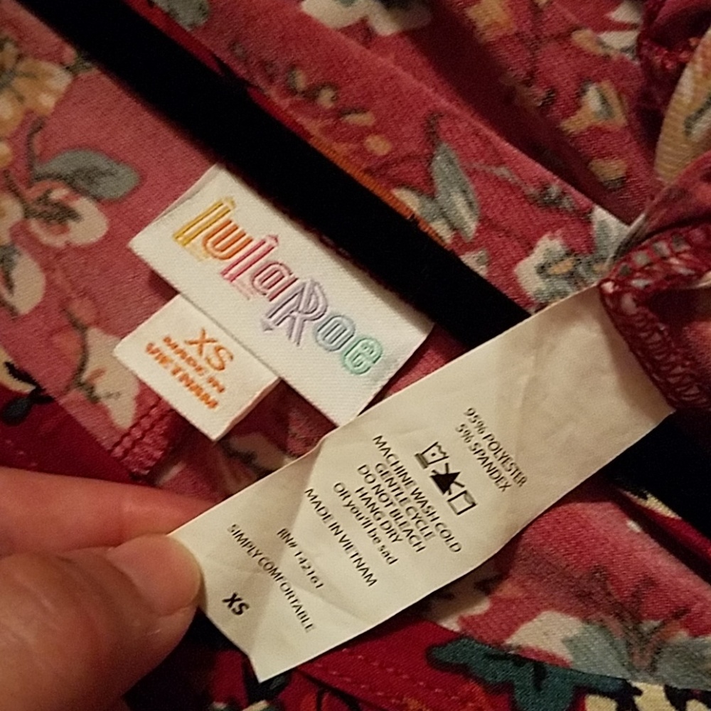 Extra small flower lularoe Carly - Picture 4 of 7